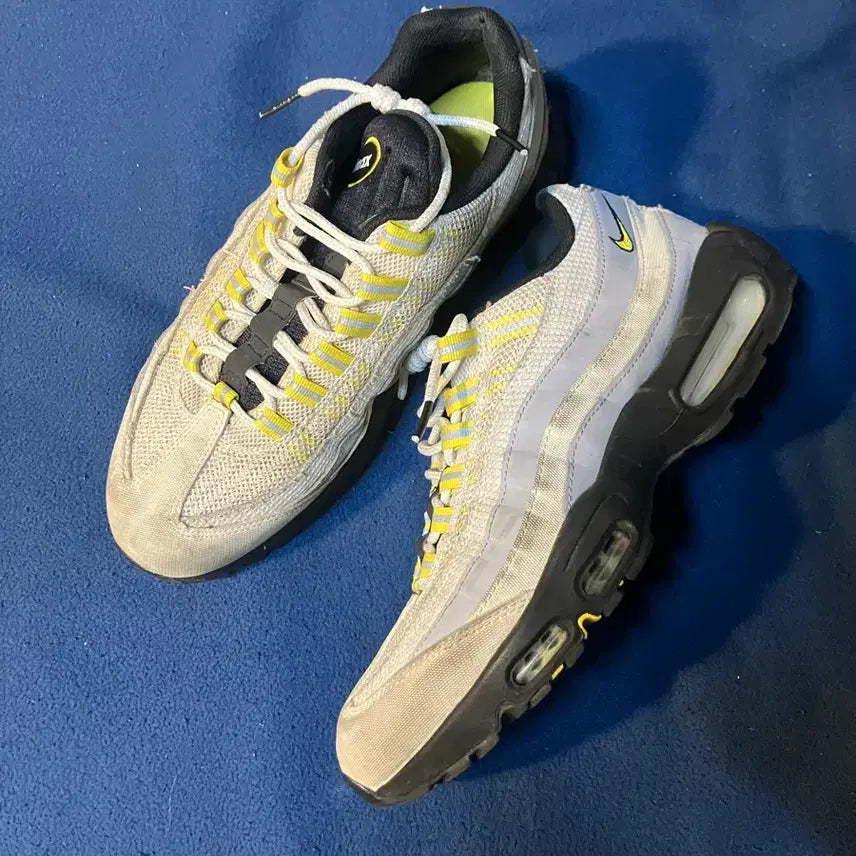 [BUNJANG] Nike Air Max 95 Essential White Tour Yellow / [280] 나이키 에어맥스 95 에센셜 화이트 투어 옐로우
