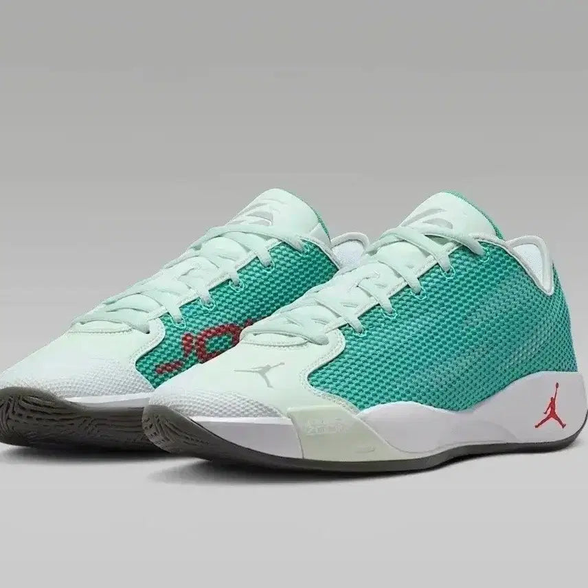 [BUNJANG] Nike Jordan Luka 77 Basketball Shoes (New) / 새상품) 290 나이키 조던 루카 77 농구화
