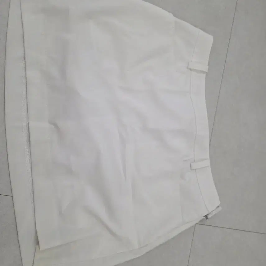 [BUNJANG] Titleist Women's Golf Skirt White Size 26 / 타이틀리스트 여성 스커트 26