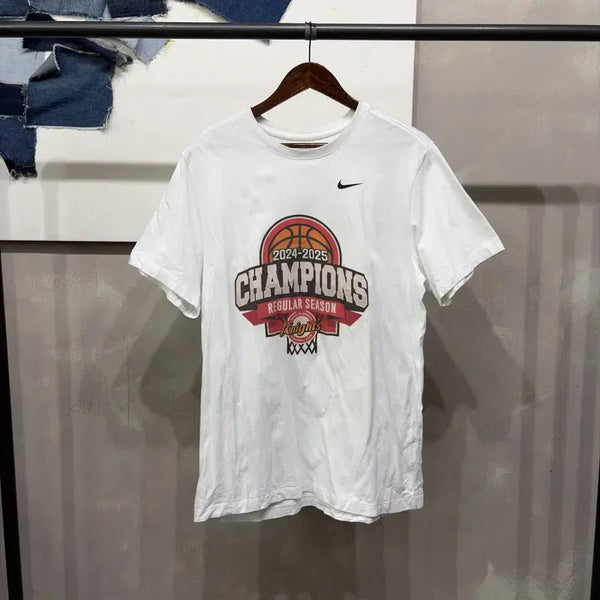 [BUNJANG] Nike SK Knights 2024-2025 Championship Short-Sleeve T-Shirt / (100) 나이키 농구 SK 나이츠 2024 2025 시즌우승 반팔 티
