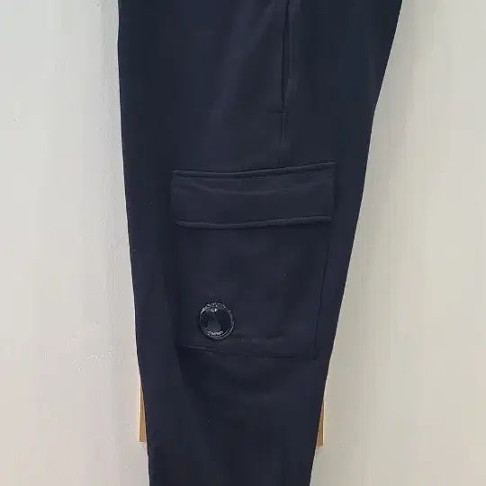[BUNJANG] CP Company Black Cargo Training Jogger Pants / [2245]CP컴퍼니 블랙 카고 트레이닝 조거팬츠 L(36)