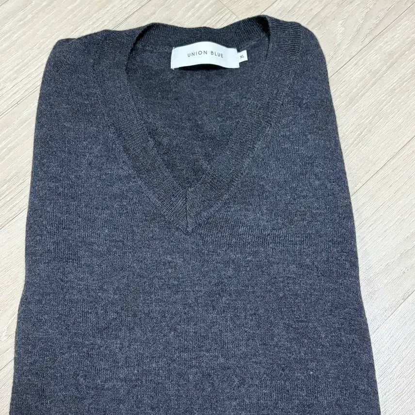 [BUNJANG] Union Blue Wool V-Neck Knit Charcoal XL / XL)유니온블루 울 브이넥 니트 차콜