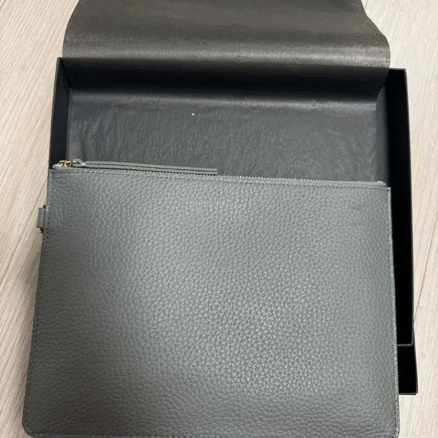 [BUNJANG] VOV Grey Clutch Bag / 보브  그레이 클러치백
