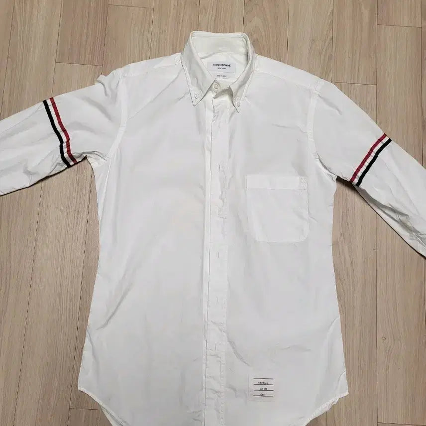 [BUNJANG] Thom Browne Armband Shirt White Size 2 / 톰브라운 삼선 완장 화이트 셔츠 2사이즈