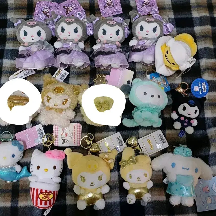 [BUNJANG] Sanrio Kuromi, Hello Kitty, My Melody, Pompompurin Plush Keychain Bundle Set / 새상품 일괄) 산리오 쿠로미, 키티, 마이멜로디 등 인형 키링