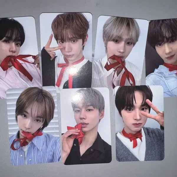[BUNJANG] Tunex First Ever Fan Meeting Kuji C Prize Photocard Set (Printed Signature Ver.) / 튜넥스 쿠지 C상 포카세트 0.35