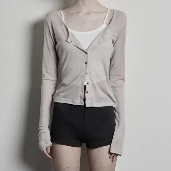 [BUNJANG] Basic Scooped Button Cardigan, Beige / BASIC SCOOPED BUTTON CARDIGAN, BEIGE