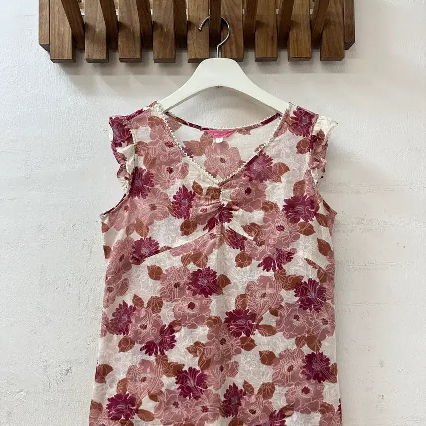 [BUNJANG] Lhelbie Japanese Vintage Pink Floral Cotton Sleeveless Top / 일본빈티지 Lhelbie 핑크 플로럴 아사면100 프릴 슬리브리스 탑