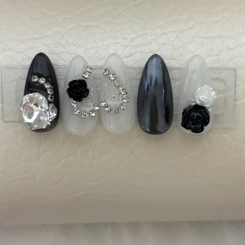 [BUNJANG] Handmade Black Swan Nail Tips / 블랙스완 수제네일팁