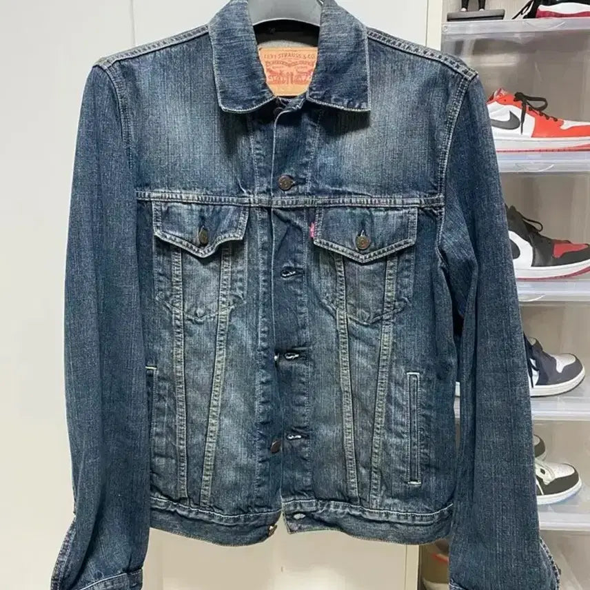[BUNJANG] Levi's Denim Trucker Jacket / [M] 리바이스 데님 트러커 자켓