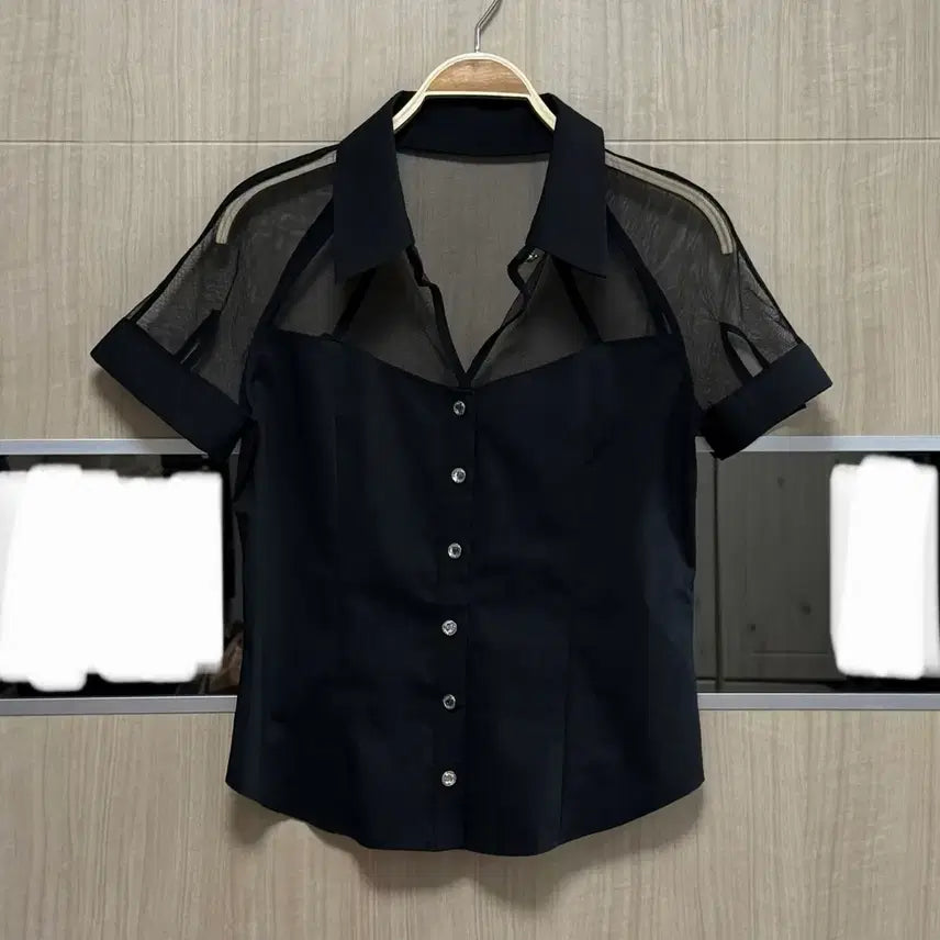 [BUNJANG] Sheer Black Short Sleeve Blouse Shirt / 시스루 블랙 반팔 블라우스 셔츠 (허리잘록 핏)