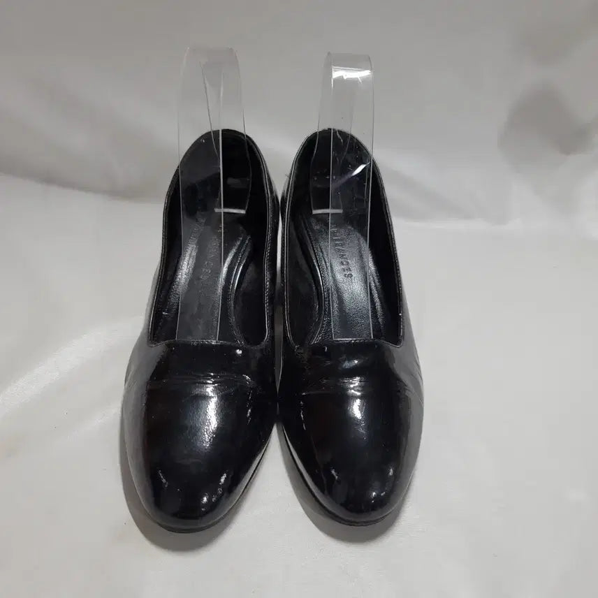 [BUNJANG] Dear Francis Enamel Pumps (Size 35) / 디어프랜시스 에나멜 펌프스/여성(35)/w2350