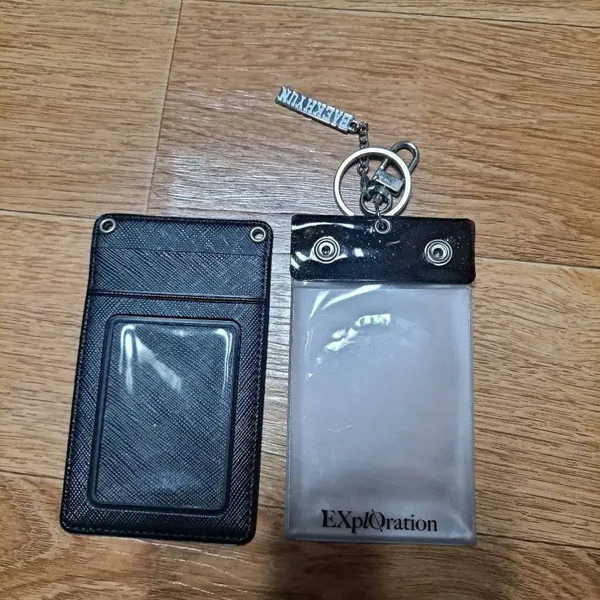 [BUNJANG] EXO Black Leather Card Holder & Transparent Card Case Set / 엑소 블랙 가죽 카드지갑 & 투명 카드 케이스