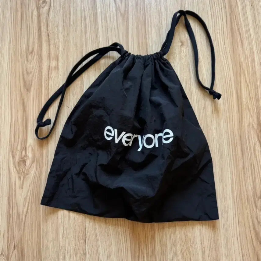 [BUNJANG] Everyone Nylon Kinchaku Bag / everyone nylon kinchaku 에브리원