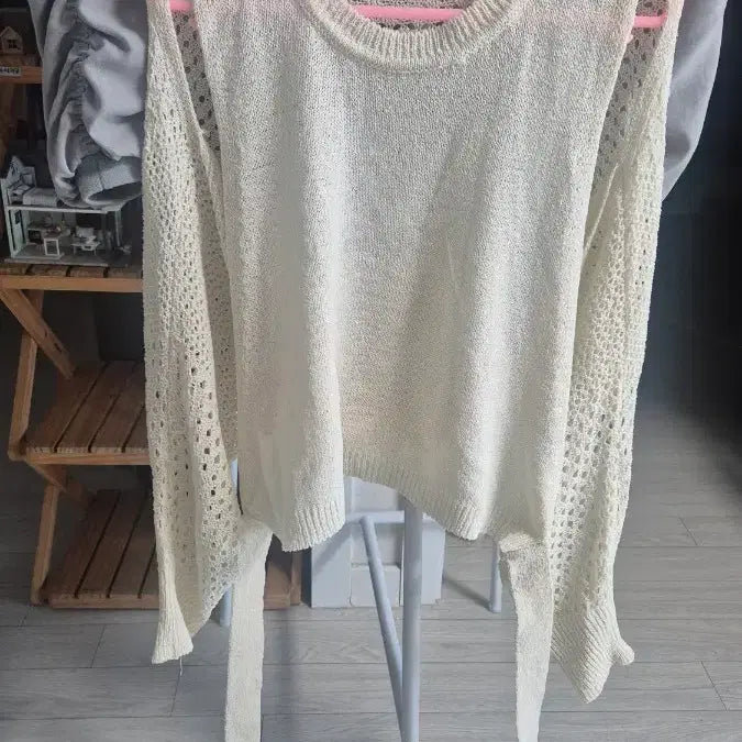 [BUNJANG] Ivory Backless Cropped Knit Top / 아이보리 앞뒤반전 크롭니트