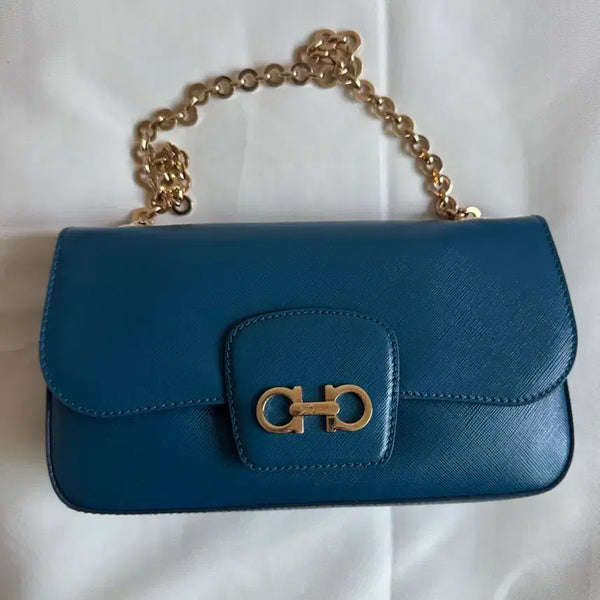 [BUNJANG] Salvatore Ferragamo Gancini Lori Shoulder Bag / 페레가모 간치니 로리 숄더백