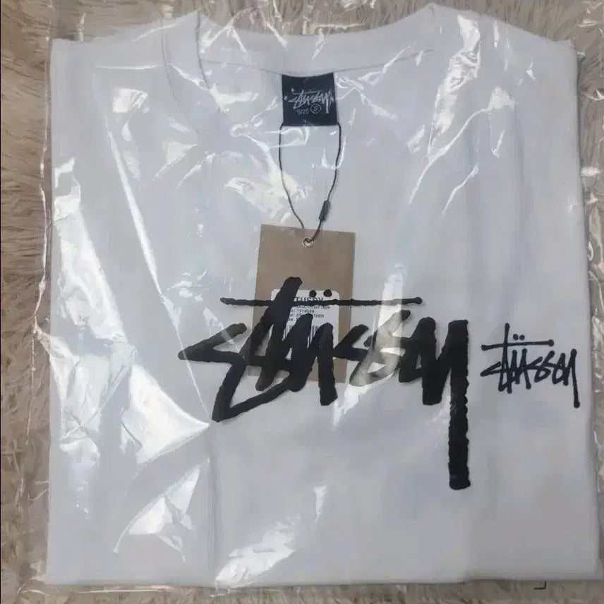 [BUNJANG] Stussy White Short Sleeve T-Shirt / 스투시 화이트 반팔 티셔츠 새상품