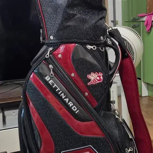 [BUNJANG] Bettinardi Golf Caddy Bag Black/Red / 베티나르디 골프 캐디백 블랙/레드