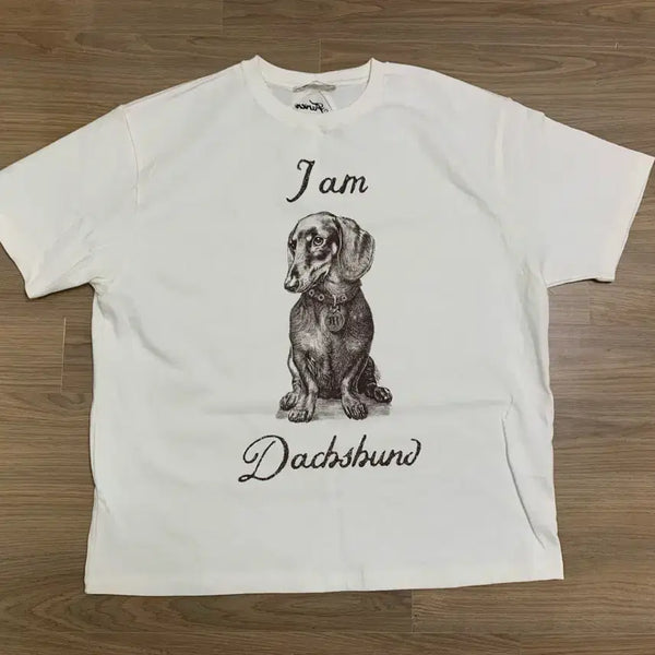 [BUNJANG] Parbang Dachshund T-Shirt / 파르벵 닥스훈트 티셔츠