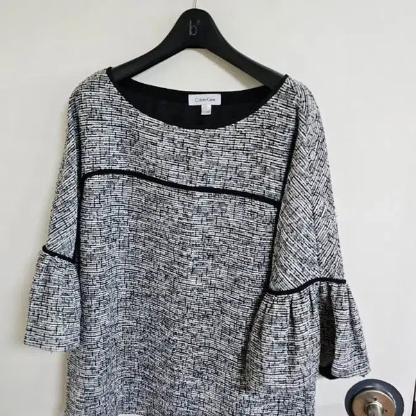 [BUNJANG] Calvin Klein Tweed Short Sleeve Top / 캘빈클라인 트위드 반팔 (513