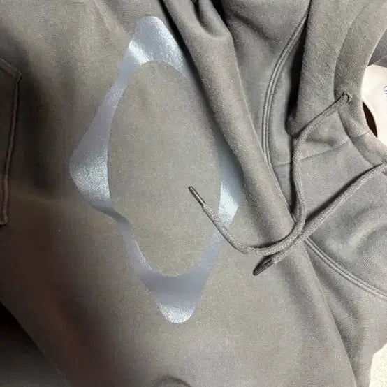 [BUNJANG] Mischief Rhombus Hoodie Charcoal / 미스치프 롬버스 후드티 챠콜 판매합니다