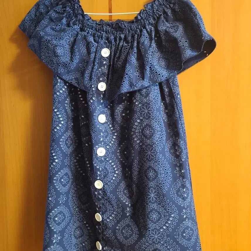 [BUNJANG] Blue Flower Pattern Off-Shoulder Mini Dress / 블루 플라워 패턴 오프숄더 원피스