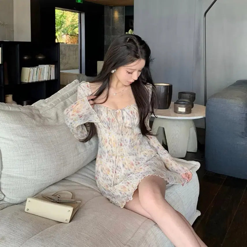 [BUNJANG] Parisian Vibe Square Neck Corset Floral Mini Dress / 파리지엥바이브 스퀘어넥 코르셋 플로럴 미니원피스