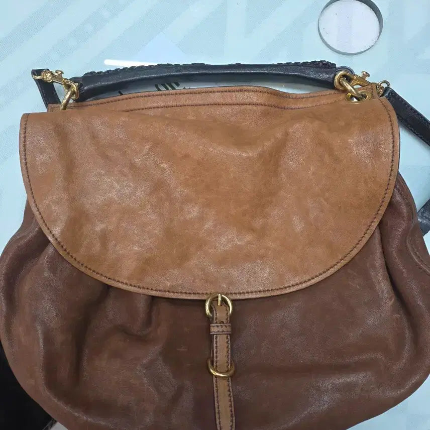 [BUNJANG] Miu Miu Two-Tone Leather Shoulder & Hobo Bag / [Miu Miu] 미우미우 빈티지 투톤 레더 숄더 & 호보백
