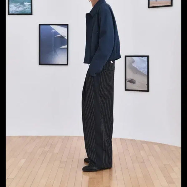 [BUNJANG] Waviness Trousers Wide Regular Fit Charcoal Stripe Slacks / 2)웨이비니스 트라우저
