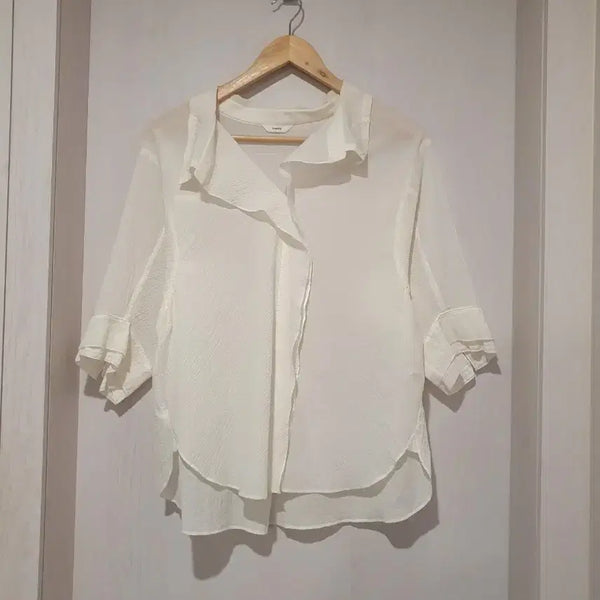 [BUNJANG] YARN White Blouse / YARN  화이트 블라우스