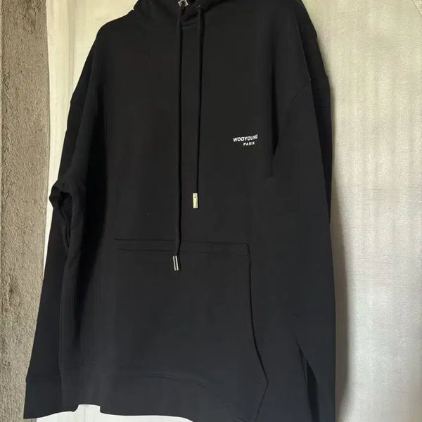[BUNJANG] Wooyoungmi Black Flower Print Back Logo Hoodie T-Shirt / 우영미 블랙 플라워 프린트 백로고 후드 티셔츠