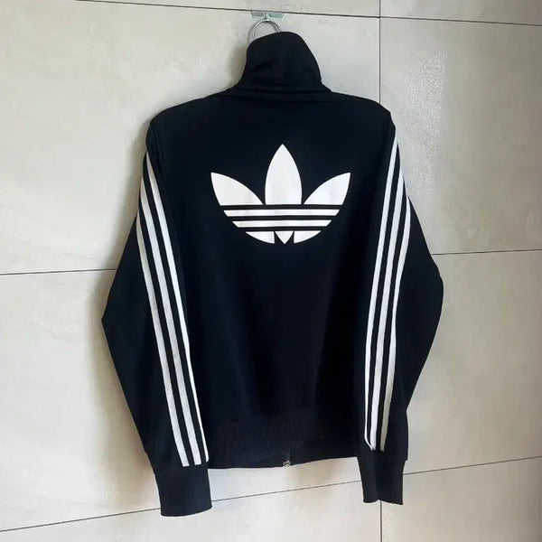 [BUNJANG] Adidas Jennie Firebird Track Jacket Black / 아디다스 제니깔 딱붙핏 파이어버드 져지 블랙 [100]