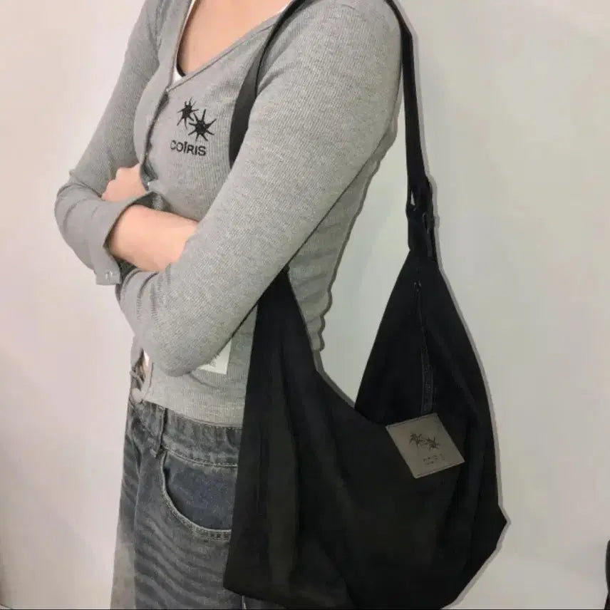 [BUNJANG] Koiris Nape Suede Shoulder Bag / 코이리스 네이프 스웨이드 숄더백