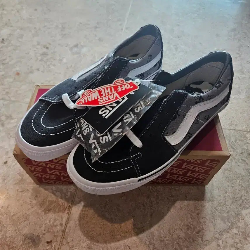 [BUNJANG] Vans x Kazuki Sk8-Low Sneakers / [255]반스x카즈키 스케이트로우