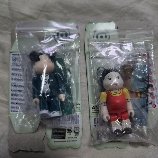 [BUNJANG] Bearbrick 44th Series Squid Game - Young-hee & Seong Gi-hun (Horror Ver.) / 베어브릭 44탄 호러 영희 성기훈 오징어게임