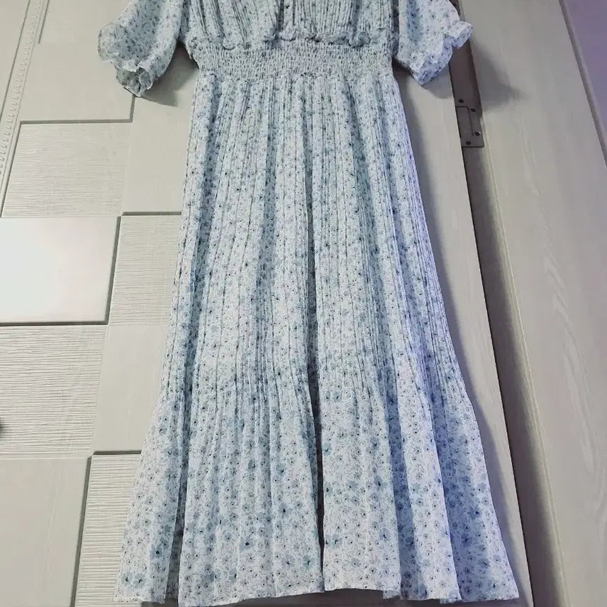 [BUNJANG] Pleated Floral Long Dress / 핀턱 잔꽃 플리츠  롱원피스