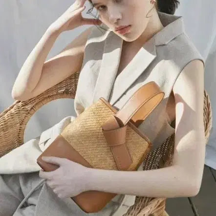 [BUNJANG] Ostkaka Rattan Bag Brown Medium / 오스트카카 라탄백 브라운 미디움