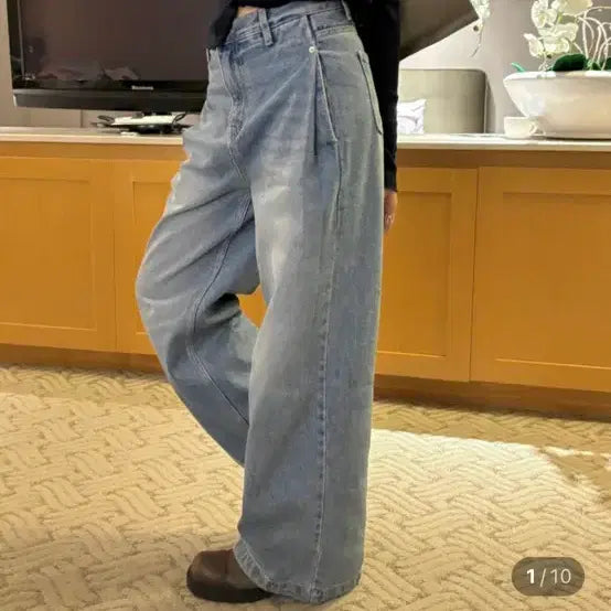 [BUNJANG] Yujuvee Pintuck Wide Denim Pants / 마지막가격)유주비 핀턱 중청 와이드데님 와이드팬츠 새상품
