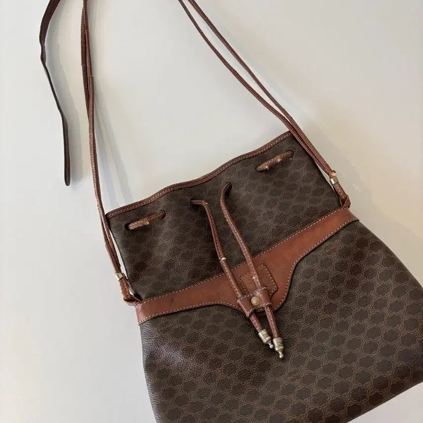 [BUNJANG] Celine Macadam Bucket Bag Brown / 셀린느 마카담 버킷백 브라운