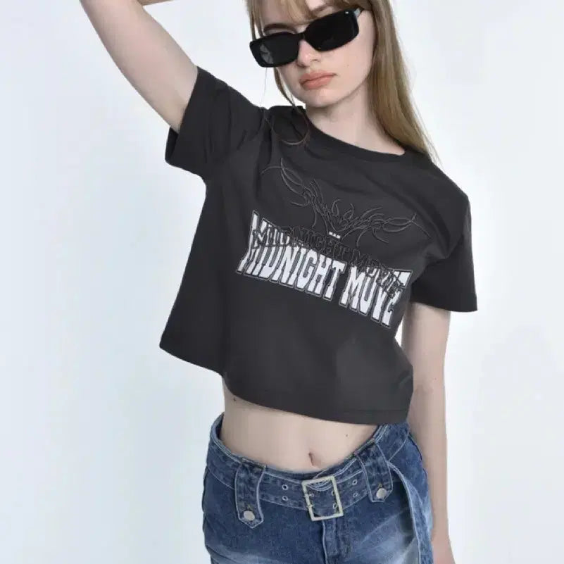 [BUNJANG] Midnight Move Cropped T-Shirt Charcoal (Discontinued) / 미드나잇 무브 크롭 반팔티 단종제품 차콜 새택 y2k
