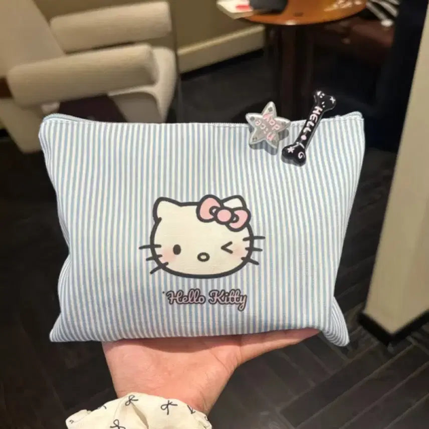 [BUNJANG] Hello Kitty Stripe Pouch / 헬로키티 스트라이프 파우치