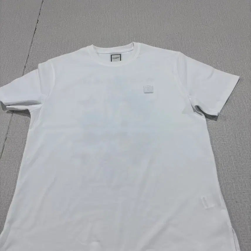 [BUNJANG] Wooyoungmi Flower Back Logo T-Shirt Black White / 우영미 플라워 백로고 티셔츠 블랙 화이트