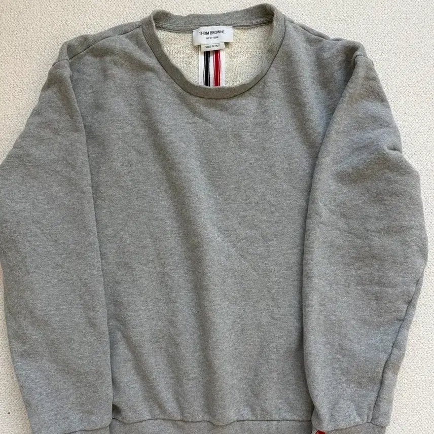 [BUNJANG] Thom Browne Back Tricolor Sweatshirt / {정품/당일배송}톰브라운 백삼선 맨투맨