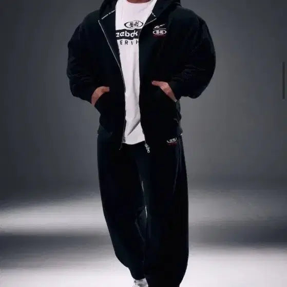 [BUNJANG] Ablo x Reebok Collaboration Hooded Zip-Up Jacket / 압도 리복 콜라보 후드 집업