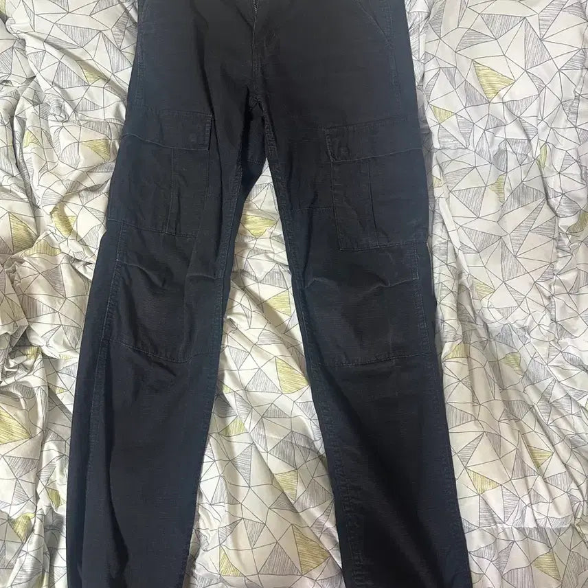 [BUNJANG] Carhartt WIP Black Cargo Pants / 칼하트 wip 블랙 카고