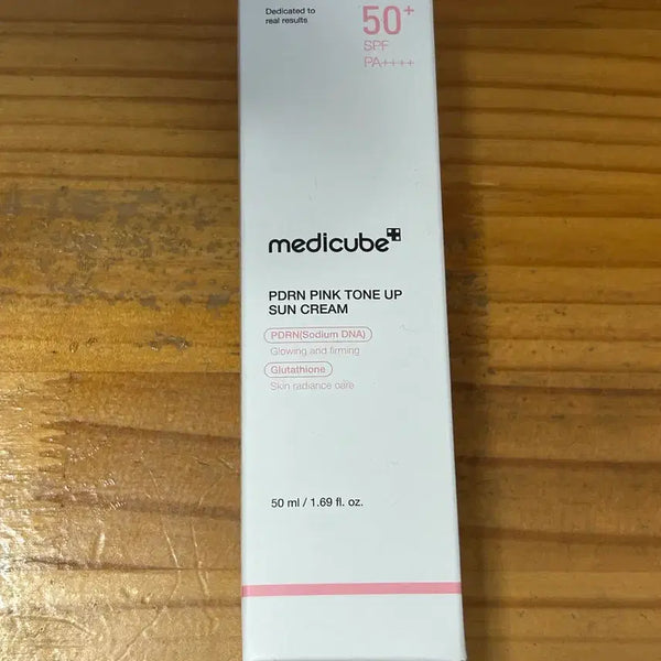 [BUNJANG] Medi-Cube PDRN Pink Tone-Up Sun Cream / 메디큐브 피디알엔 핑크 톤업 선크림