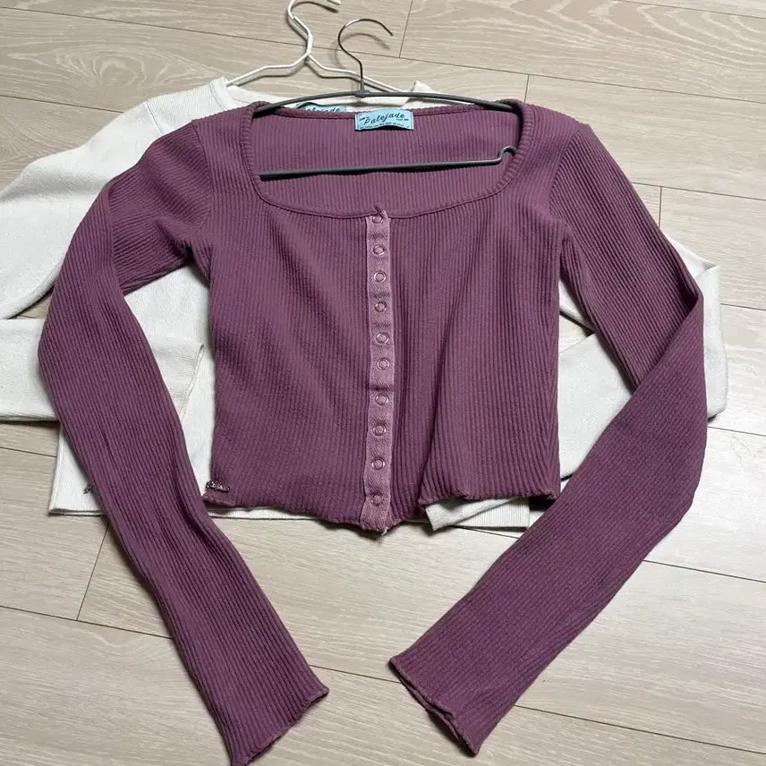 [BUNJANG] Pale Jade Tone-on-Tone Button Cardigan Purple / 페일제이드 톤온톤 버튼탑 가디건 퍼플
