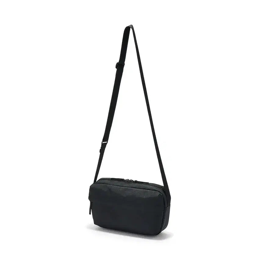 [BUNJANG] Muji Water-Repellent Multi-Pocket Shoulder Bag Travel Bag / 무인양품 무지 발수 멀티 포켓 숄더백 여행 가방