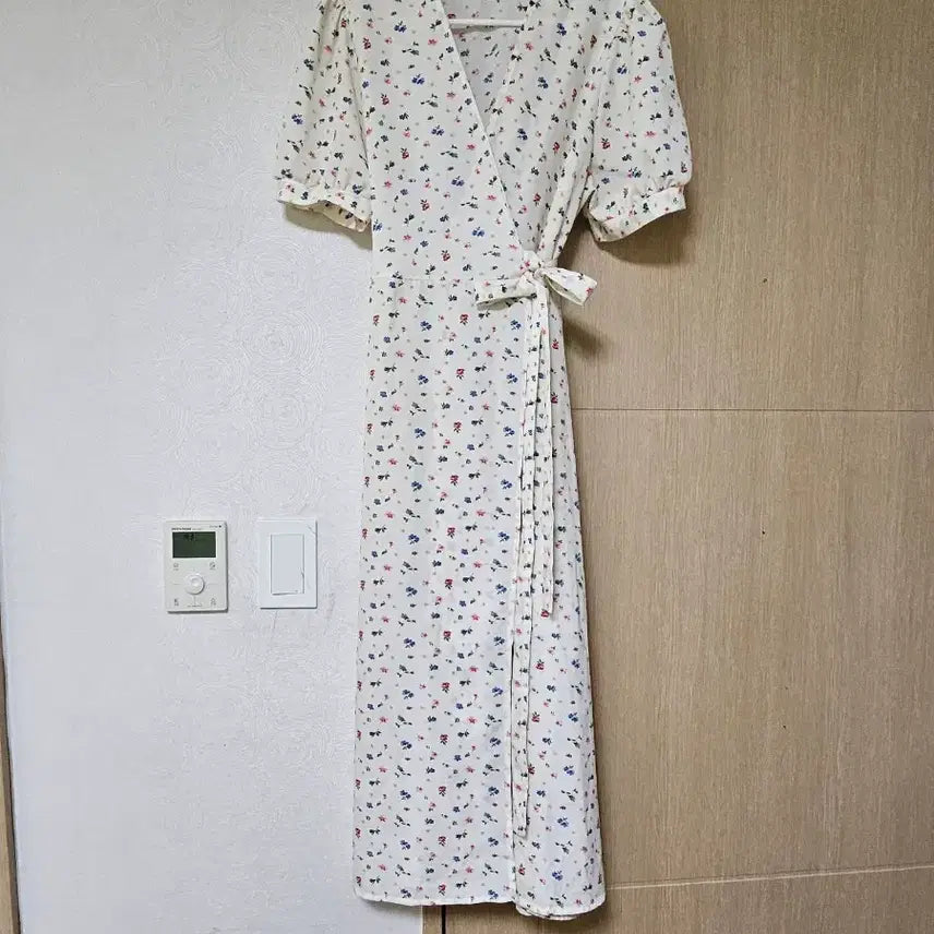 [BUNJANG] Floral Wrap Long Dress - Short Sleeve (Size 55-66) / 플라워 랩 롱 원피스 반팔55~66