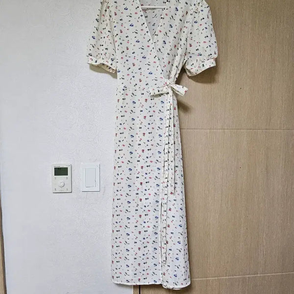 [BUNJANG] Floral Wrap Long Dress - Short Sleeve (Size 55-66) / 플라워 랩 롱 원피스 반팔55~66